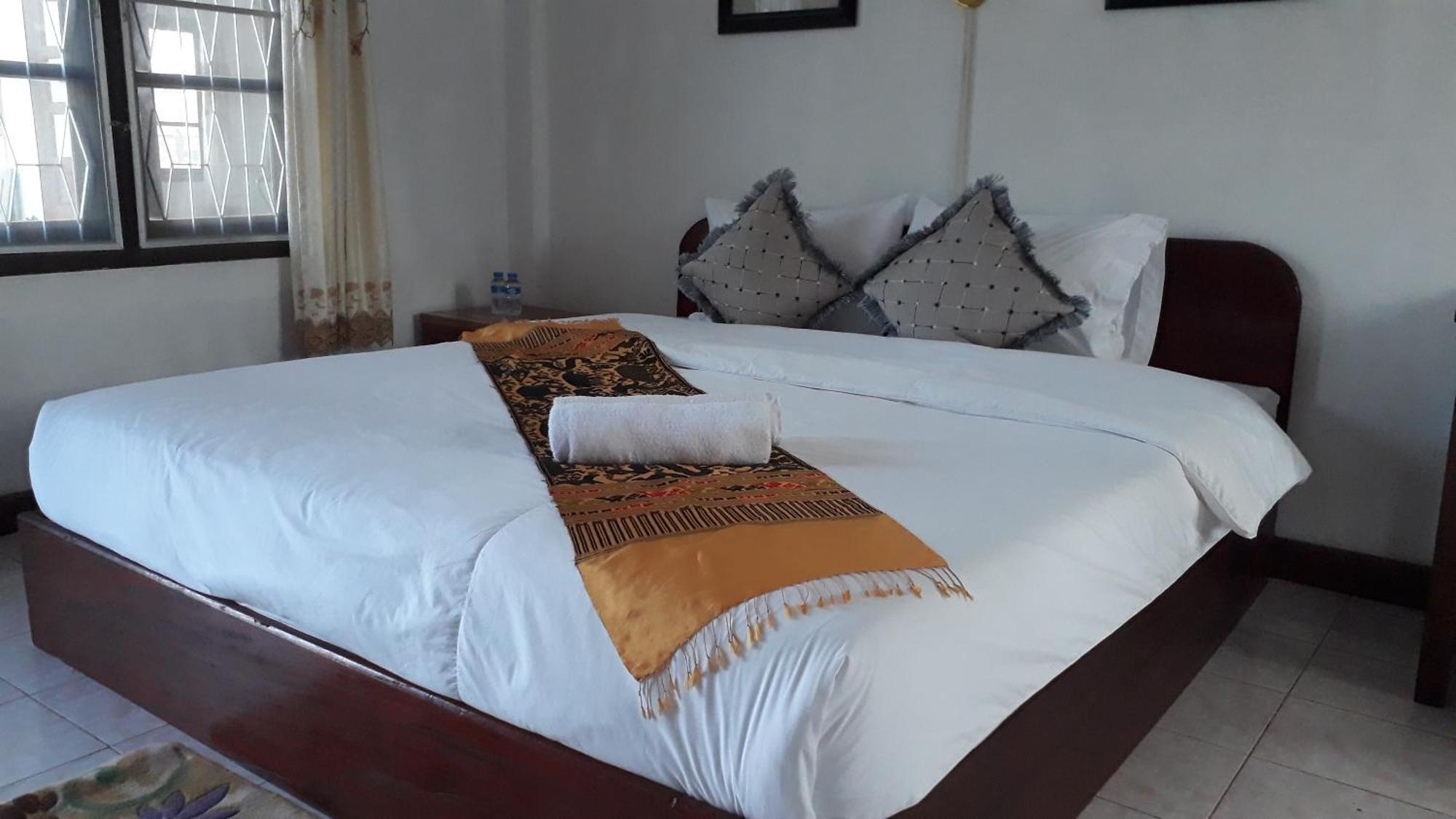 Sanhak Guesthouse 1 Ban Nahin-Nai Екстер'єр фото