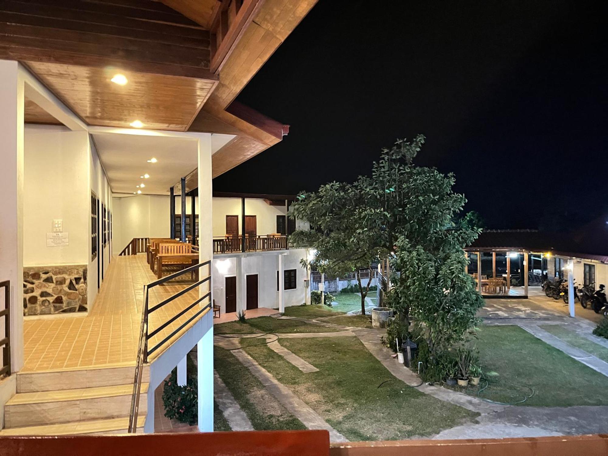 Sanhak Guesthouse 1 Ban Nahin-Nai Екстер'єр фото